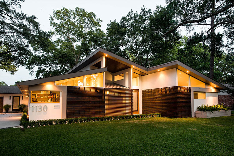 Gullledge Custom Homes in Houston Texas - Custom Home Builder