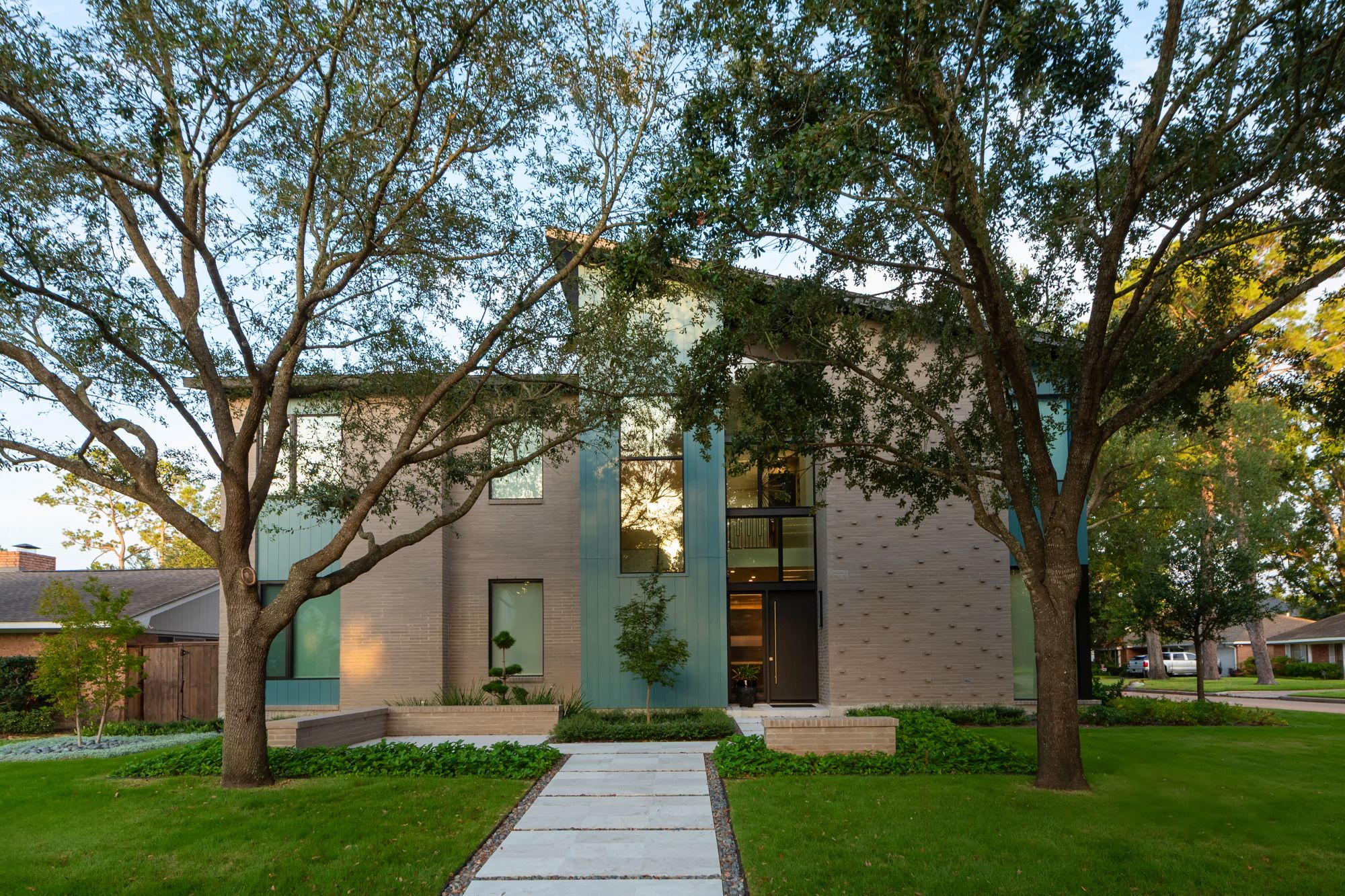 Gullledge Custom Homes in Houston Texas - Custom Home Builder